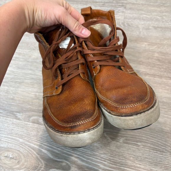 UGG Australia Brown Women's Garrin High Top Sneaker Shearling Booties 9 EU 40.5 - Picture 5 of 10